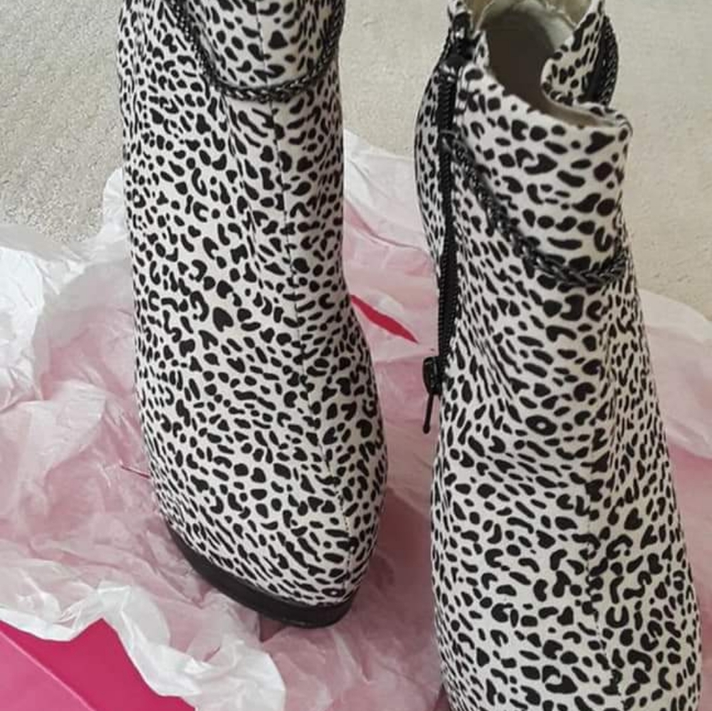 Booties - Picture 3 of 3